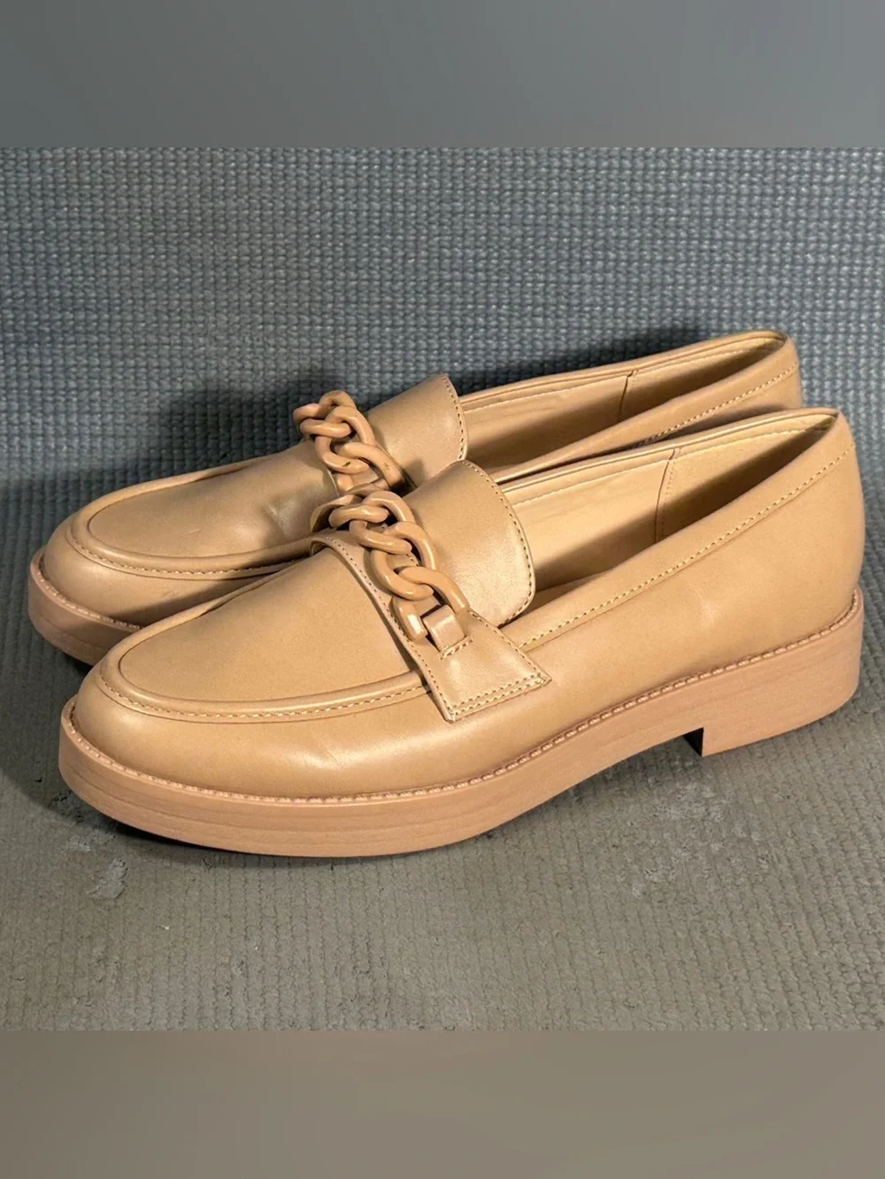 Marc Fisher Babbie Chain Link Loafers Tan Nude Platform Lug Sole Women’s Size 8